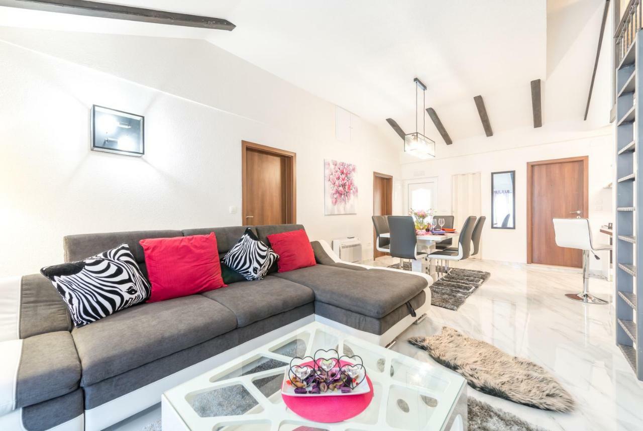Tranquility And Nature In 4 Bedroom With Sea View Mokošica Екстериор снимка