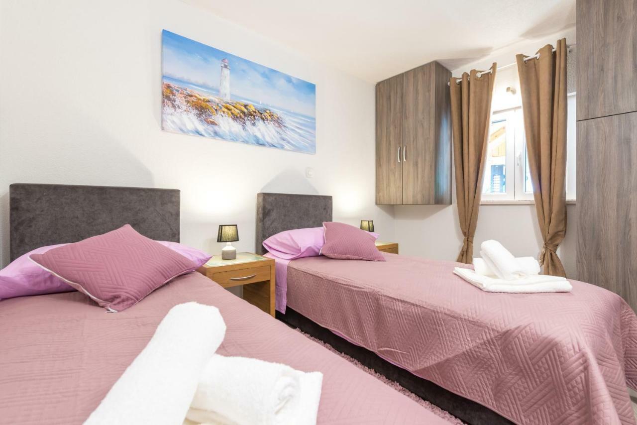 Tranquility And Nature In 4 Bedroom With Sea View Mokošica Екстериор снимка