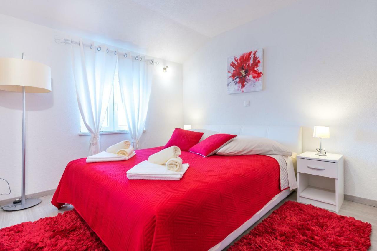 Tranquility And Nature In 4 Bedroom With Sea View Mokošica Екстериор снимка
