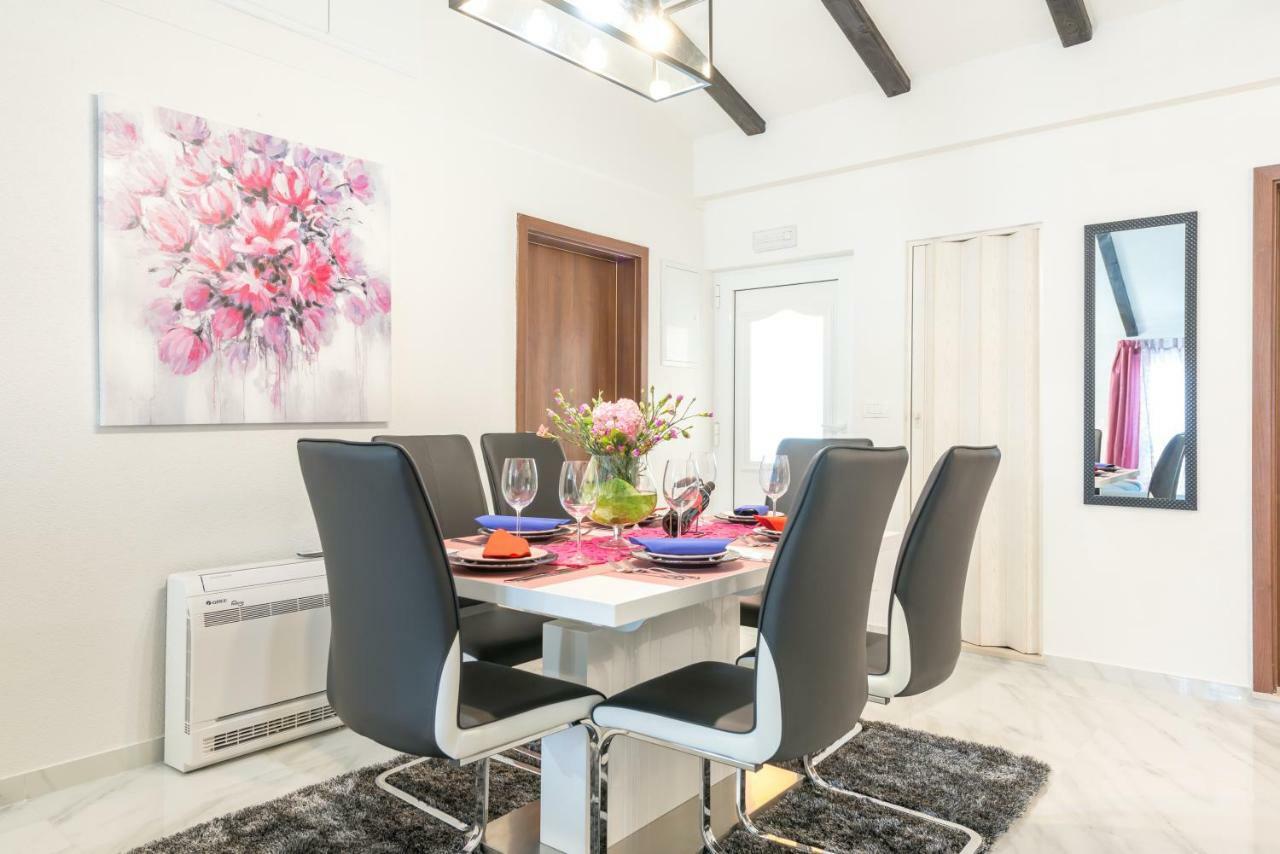 Tranquility And Nature In 4 Bedroom With Sea View Mokošica Екстериор снимка